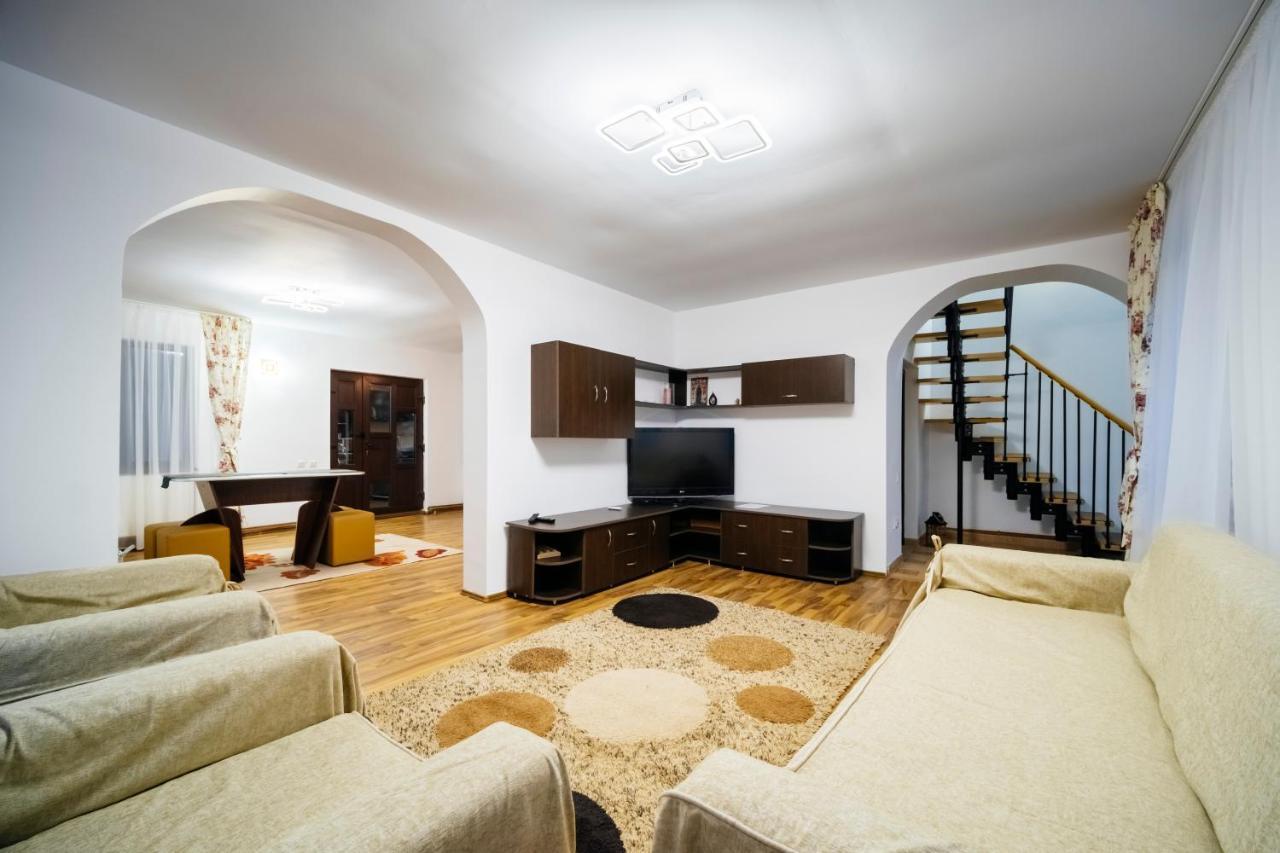 Villa Casa Valeria Voroneț Extérieur photo